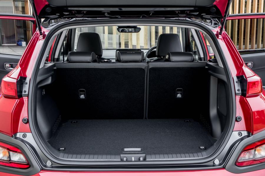 Багажник Hyundai Kona Electric (OS) 2018 года  (UK) (фото 15 из 40)